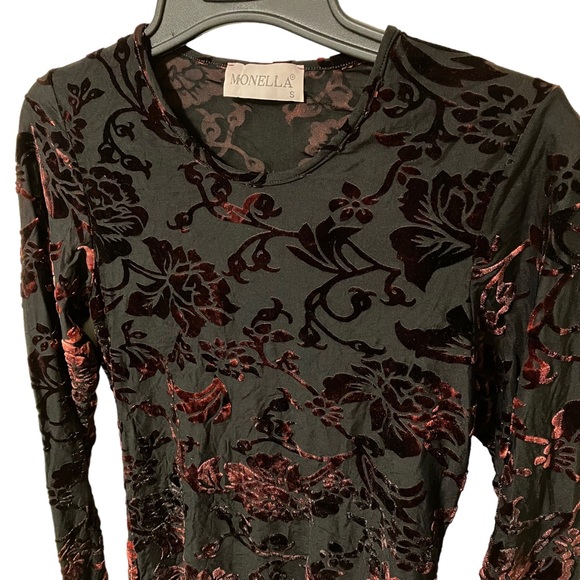 Monella Italy Black Semi Sheer Top with Red Velet Floral Overlay - Picture 2 of 10